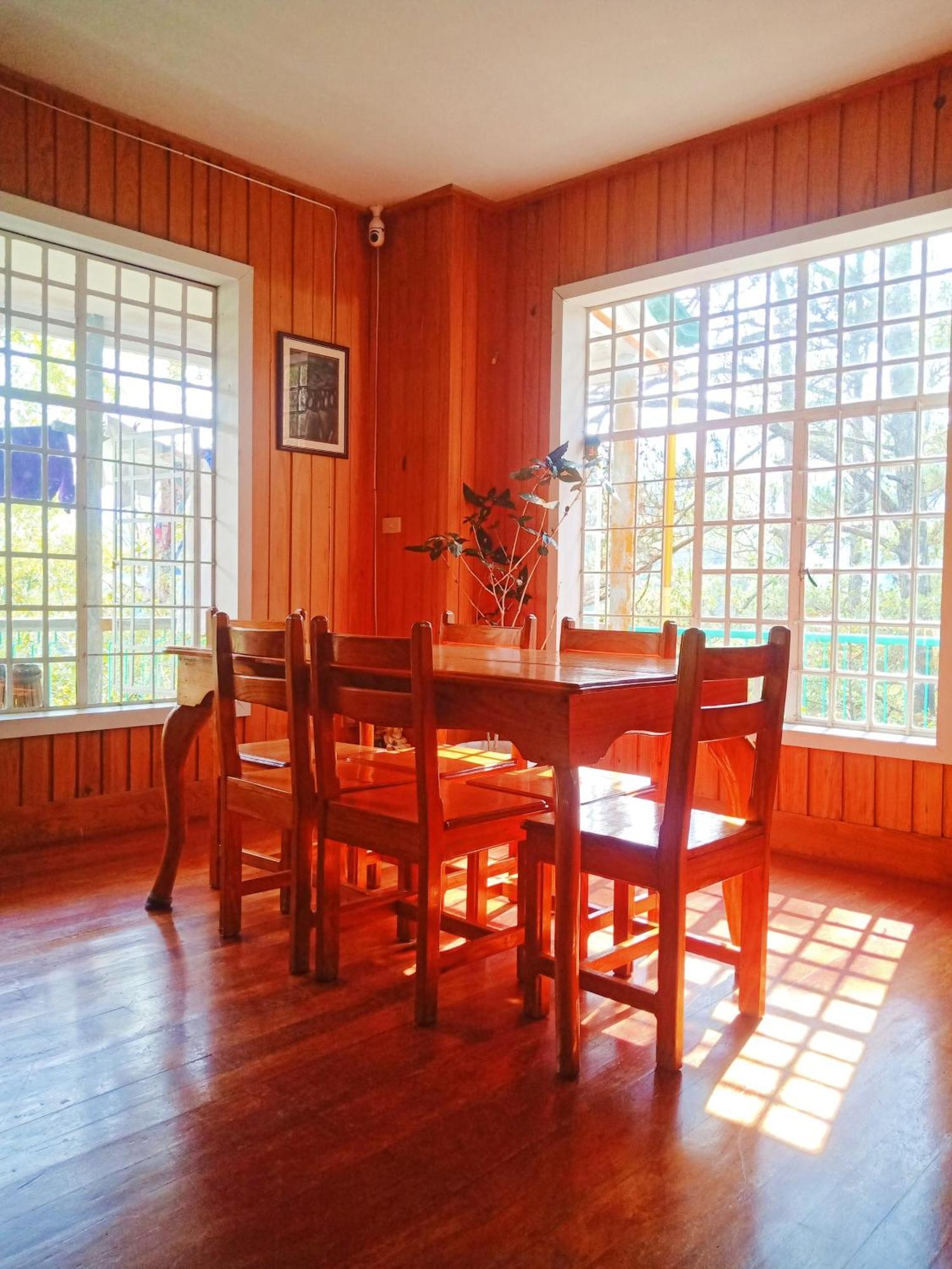 Rustic Rooms At An American-Style Cabin - Carl Inn Sagada Exterior photo
