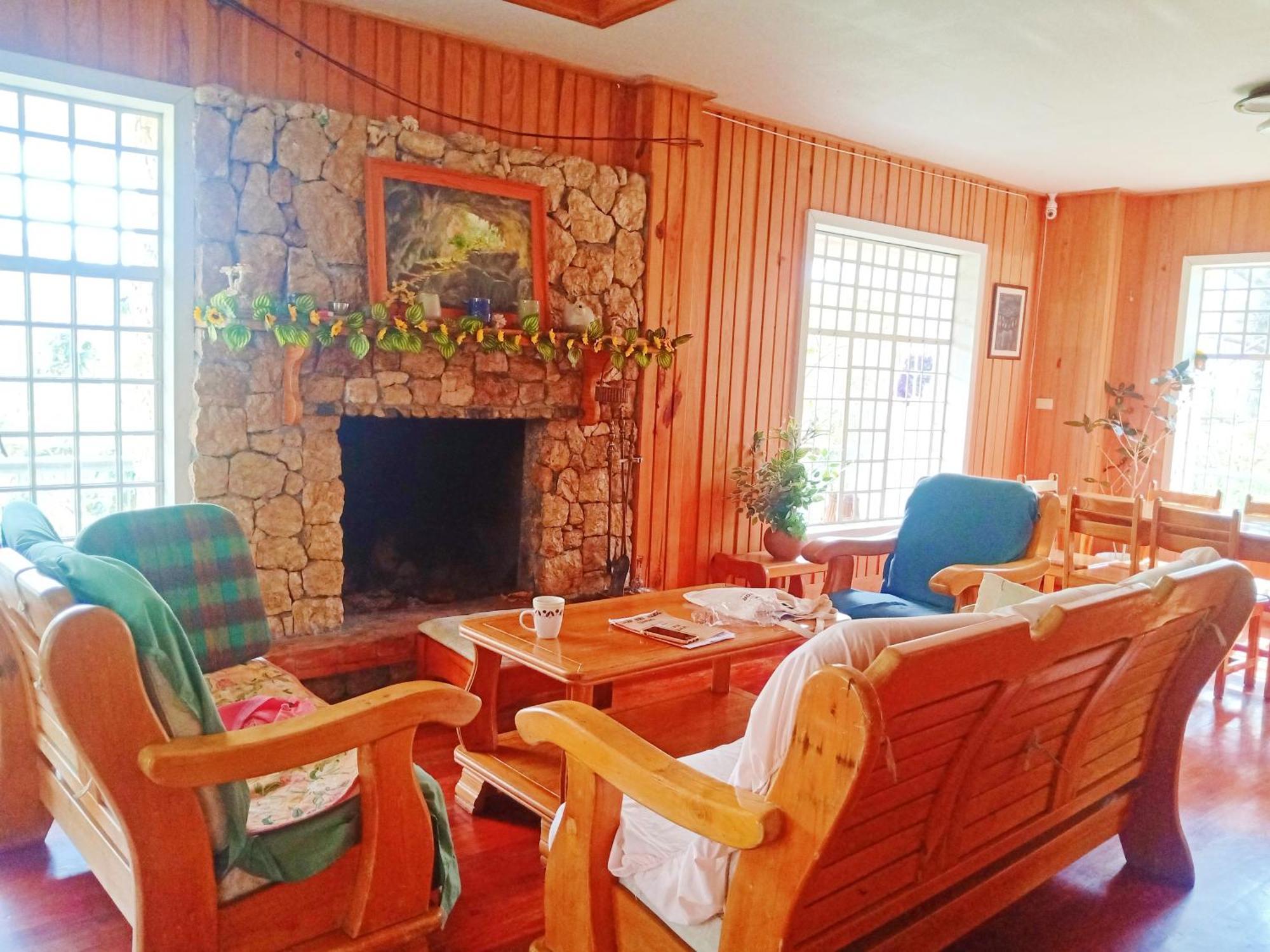 Rustic Rooms At An American-Style Cabin - Carl Inn Sagada Exterior photo